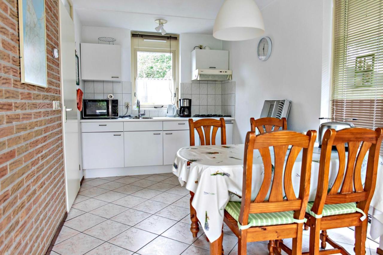 Bungalow 40 Op Recreatiepark De Wielen Άγιος Μαρτίνος Εξωτερικό φωτογραφία