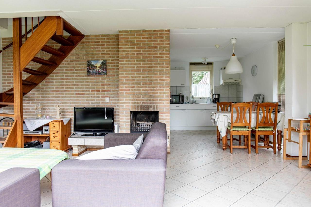 Bungalow 40 Op Recreatiepark De Wielen Άγιος Μαρτίνος Εξωτερικό φωτογραφία